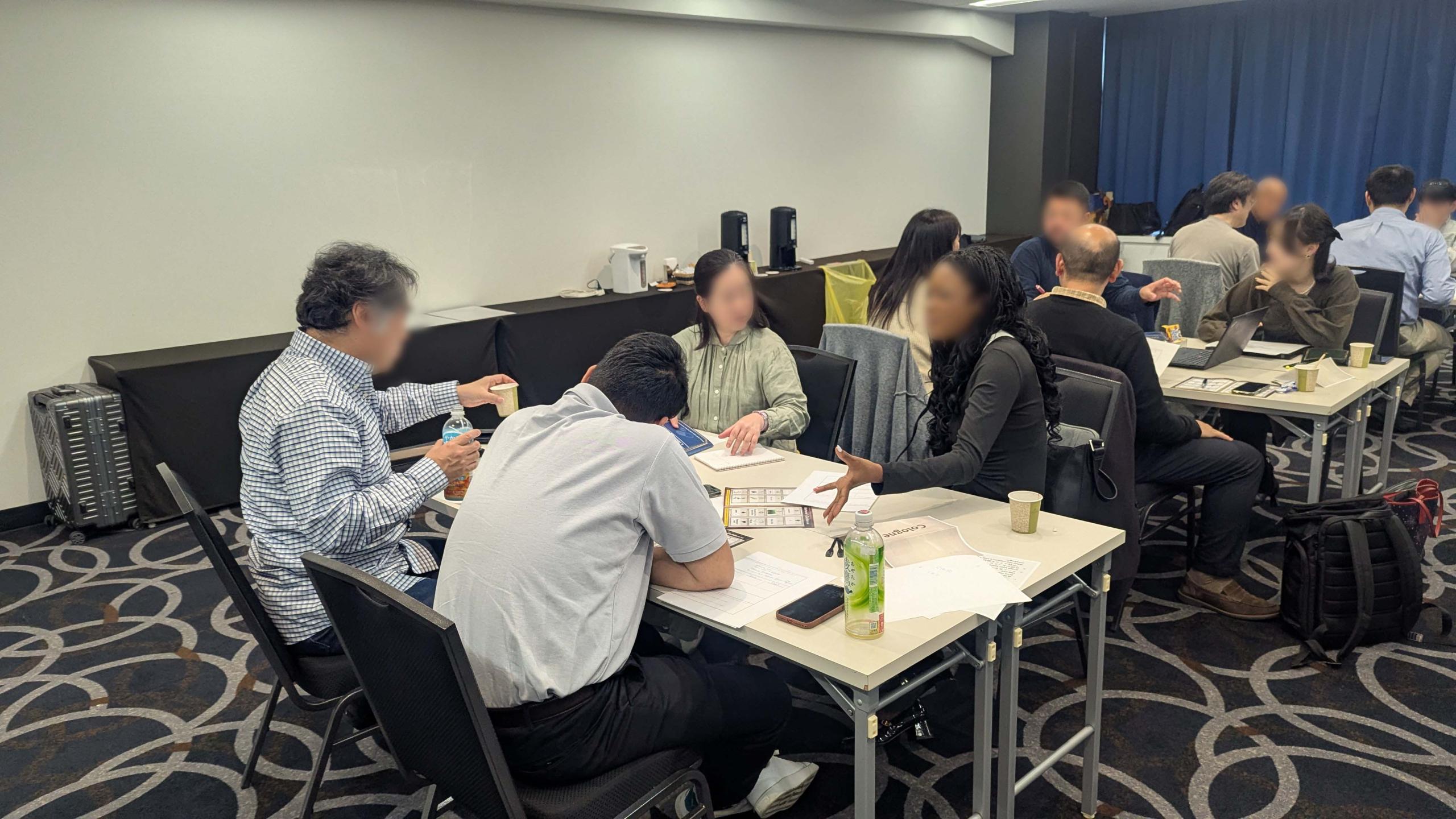 Between riddles, reflection sessions were incorporated to evaluate strategies and outcomes.